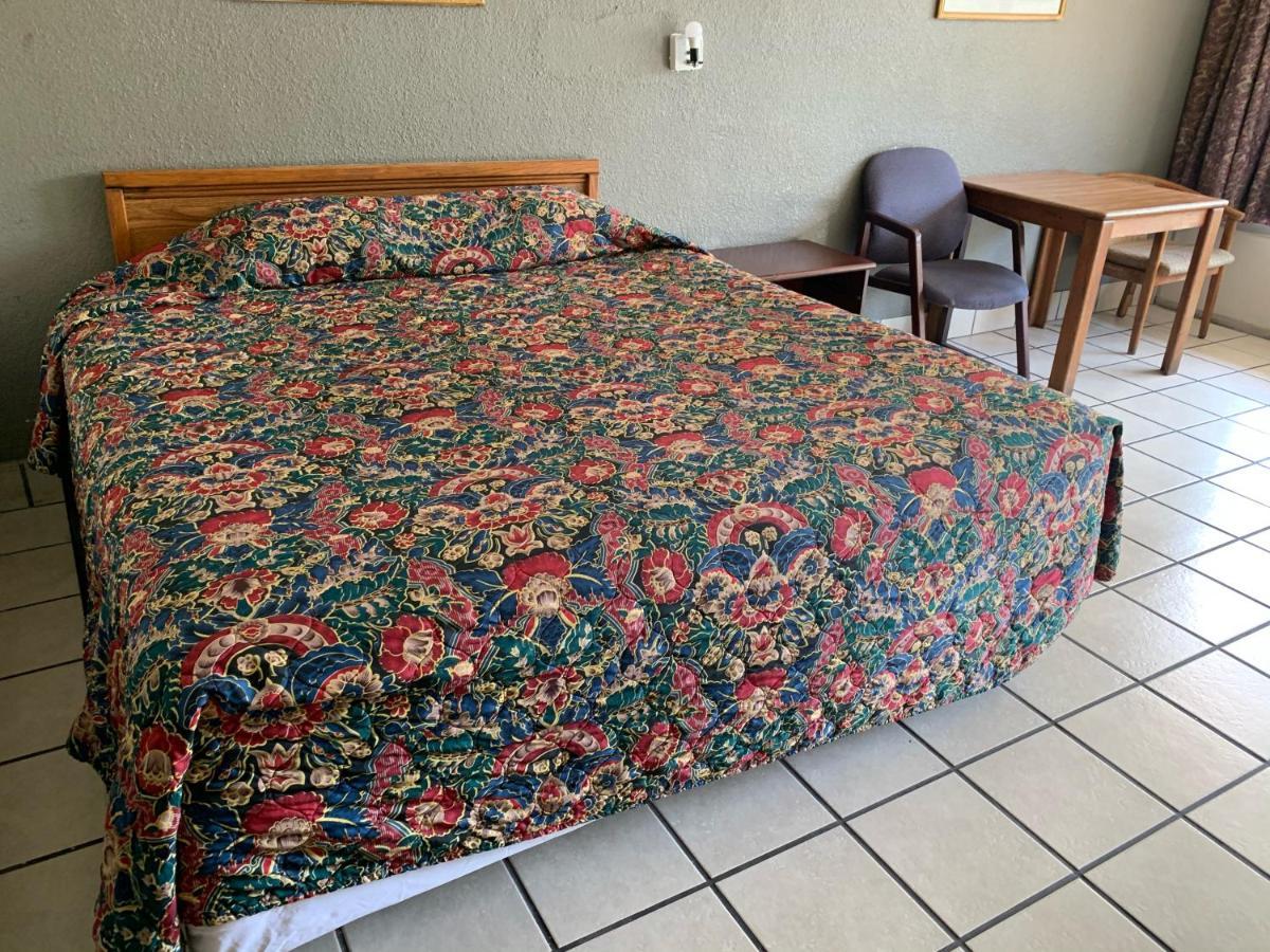Budget Inn Motel Austin Exterior photo