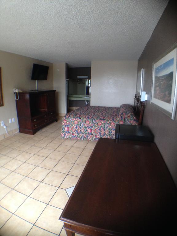 Budget Inn Motel Austin Exterior photo